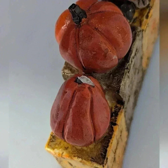 Autumn Desktop/Tabletop Decoration (EUC) - Picture 5 of 6